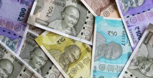 Photo Indian Rupee Reaches Record Low Amid Middle East Conflict Concerns