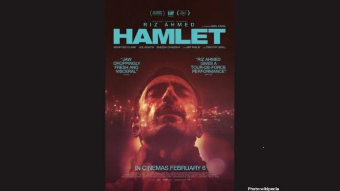 Photo Aneil Karia's Hamlet A Cultural Tapestry Weaving Tradition and Modernity