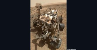 Photo Curiosity Rover Discovers Diverse Organic Molecules on Mars