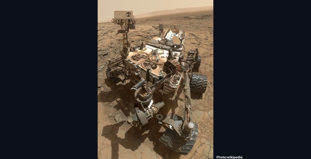 Photo Curiosity Rover Discovers Diverse Organic Molecules on Mars