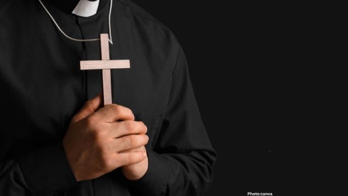 Photo Pew Research Reveals Trends in Religious Switching Between Catholicism and Protestantism