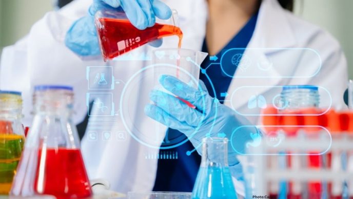 Photo Recent DNA Analysis Connects Shroud of Turin to Indian Lineages Sparking New Debates on Its Origins