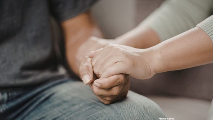 Photo Research Reveals Complexities of Kindness and Friendship Dynamics