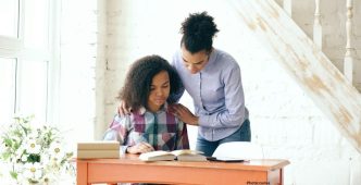 Photo Study Identifies Key Parental Behaviors That Hinder Close Relationships with Adult Children