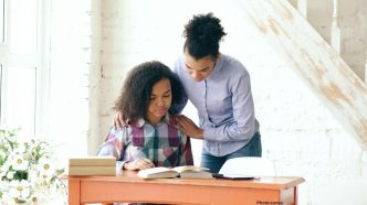 Photo Study Identifies Key Parental Behaviors That Hinder Close Relationships with Adult Children