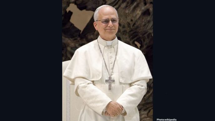 Photo Trump Critiques Pope Leo XIV Over Foreign Policy Stance