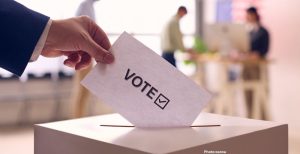 Midterm Elections Show Competitive Landscape as Voter Concerns Shift