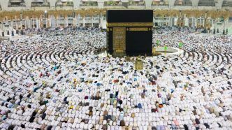 Over 1.5 Million Pilgrims Embark on Hajj Amid Regional Tensions and Energy Crisis