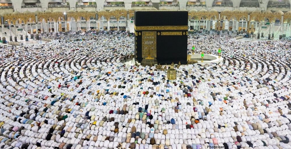 Over 1.5 Million Pilgrims Embark on Hajj Amid Regional Tensions and Energy Crisis