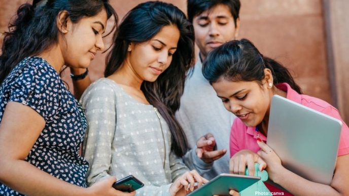Women in Urban India Outpace Men in Digital Engagement, New Report Reveals