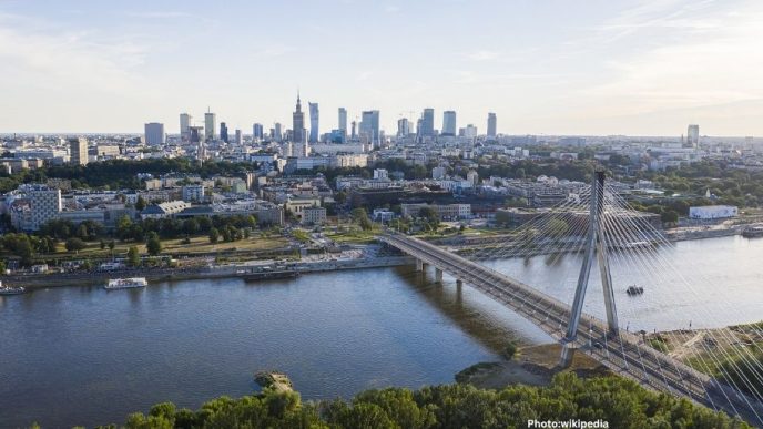 Demographic Shifts in Poland: One-Third of Households Now Single-Person