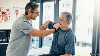 Five-Minute Stretching Routine Enhances Mobility and Reduces Stiffness