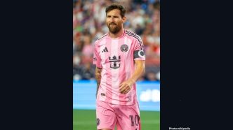 Public Works Department Commences Dismantling of 70-Foot Lionel Messi Statue in Kolkata Following Public Safety Complaints