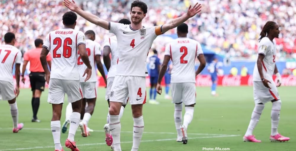 England Triumphs Over France 6-4 in World Cup Third-Place Match