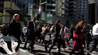 Australia's Median Wealth Declines Amid Rising Inequality, UBS Report Reveals