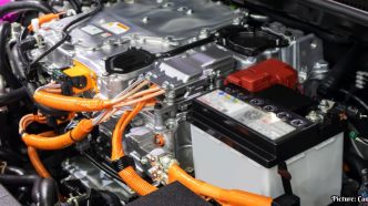 Electronics Engineering vs. Embedded Systems: A Critical Decision for Future Engineers