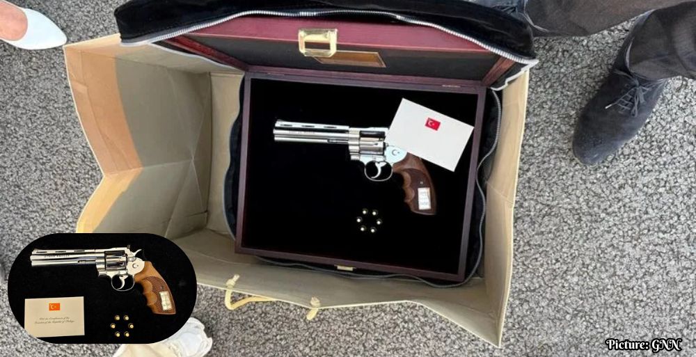 Erdogan Gifts Vintage Revolvers to NATO Leaders, Highlighting Turkey's Defense Industry