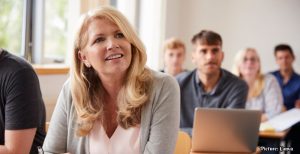 Study Finds College-Educated Women Confront Diminishing Marriage Prospects Amid Gender Disparities in Education