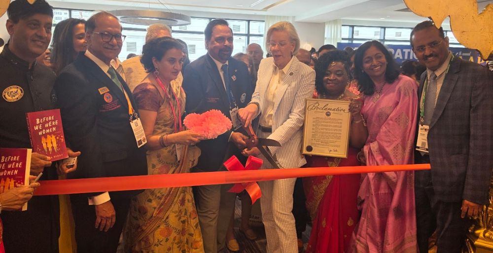 Mayor Jane Castor Honors AAPI with Key to the City, Proclaims AAPI Day in Tampa