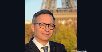 Eiffel Tower Director to Resign After Incident of Gender Exclusion During Hindu Delegation Visit