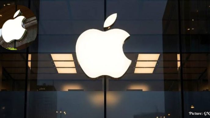 Apple Stock Emerges as Safe Haven Amid Tech Sector Volatility