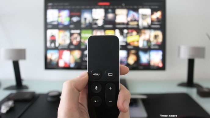Major TV Networks Suspend Pool Coverage of President Trump Following Media Ban