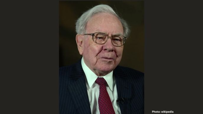 Warren Buffett Transitions to Chairman Emeritus as Howard Buffett and Greg Abel Take Leadership Roles at Berkshire Hathaway