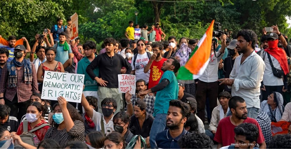 Cockroach Janta Party Protests Against Denotification of Jantar Mantar