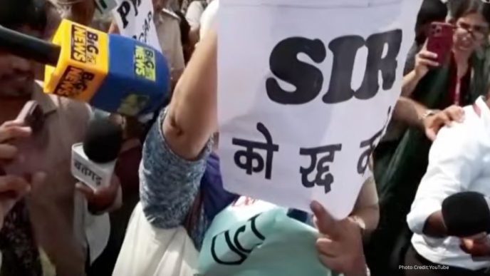Delhi Police Detain Thousands Amid Protest Demanding Resignation of Election Chief