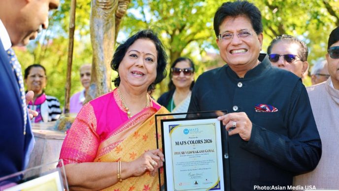 Gandhi’s Eternal Flame Ignites Skokie: Minister Piyush Goyal Leads Emotional 157th Jayanti Tribute Beneath the Statue in Heritage Park