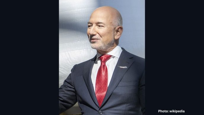 Jeff Bezos Predicts AI Will Transform Work Landscape, Leading to Shorter Workweeks