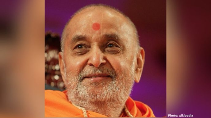 Guinness World Records Recognizes Longest Biography by a Single Author for BAPS Leader Pramukh Swami Maharaj