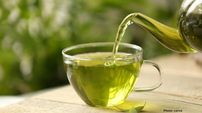 Natural Drinks That May Help Lower Cholesterol Levels